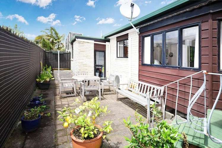 2/45 Shakespeare Road Milford_10