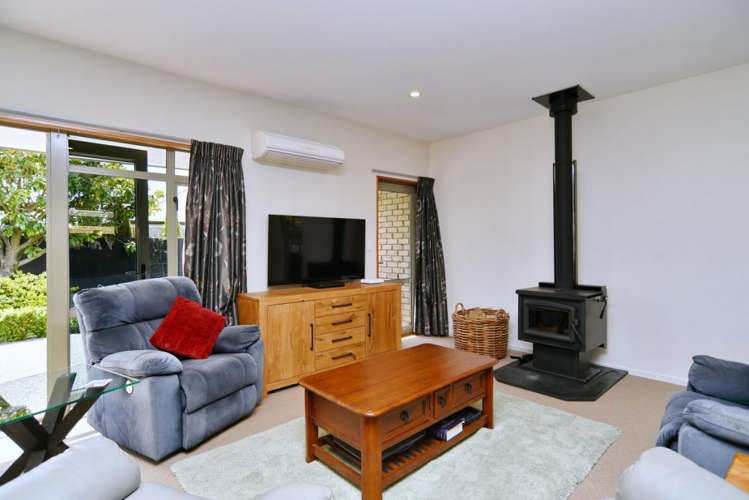 34 Oregon Place Burwood_1