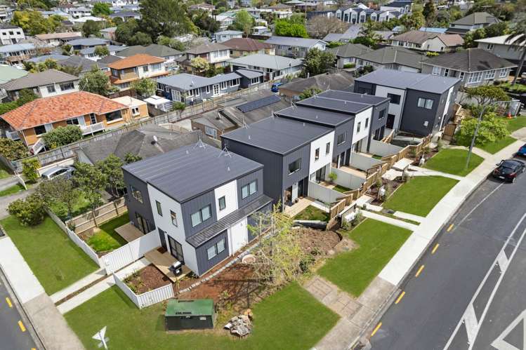 Lts1-11,75 Vincent Street Howick_1