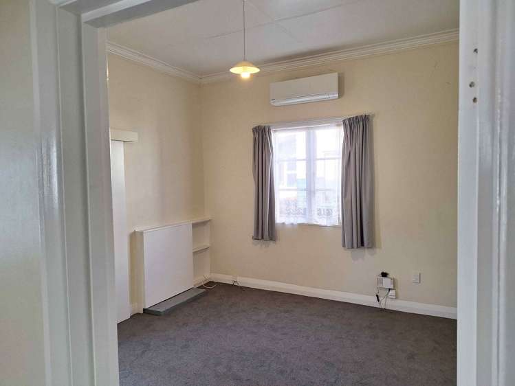 21 Worcester Street West End_9