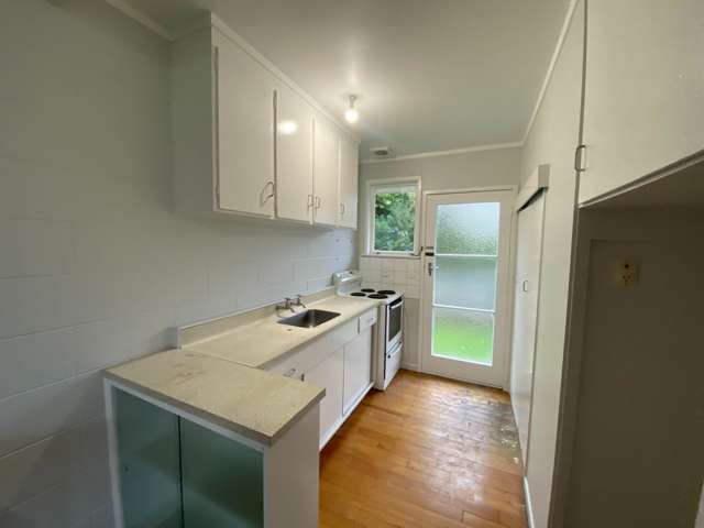2/13 Alcock Street Mt Wellington_3