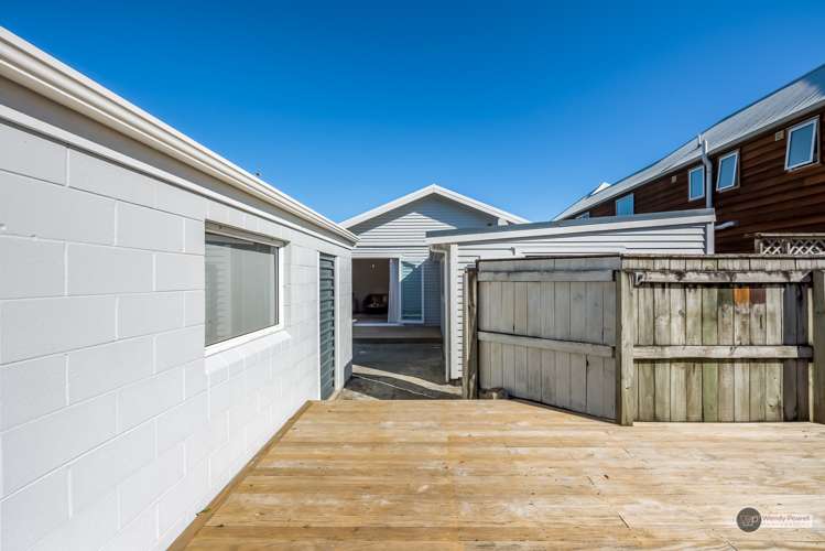 231 The Esplanade Petone_13