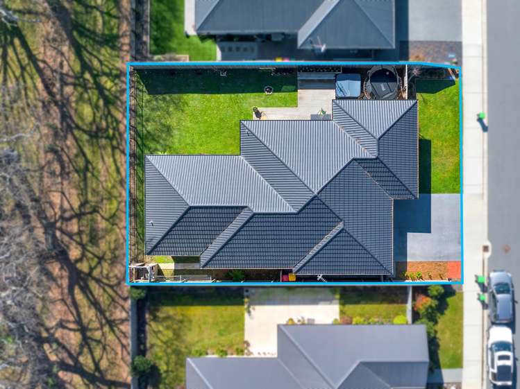 63 Quinn Crescent Woodend_15