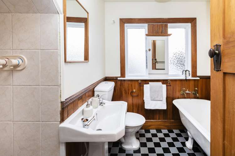 8 Nursery Road Phillipstown_21