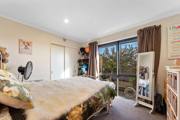 10 Carmello Grove Richmond_19