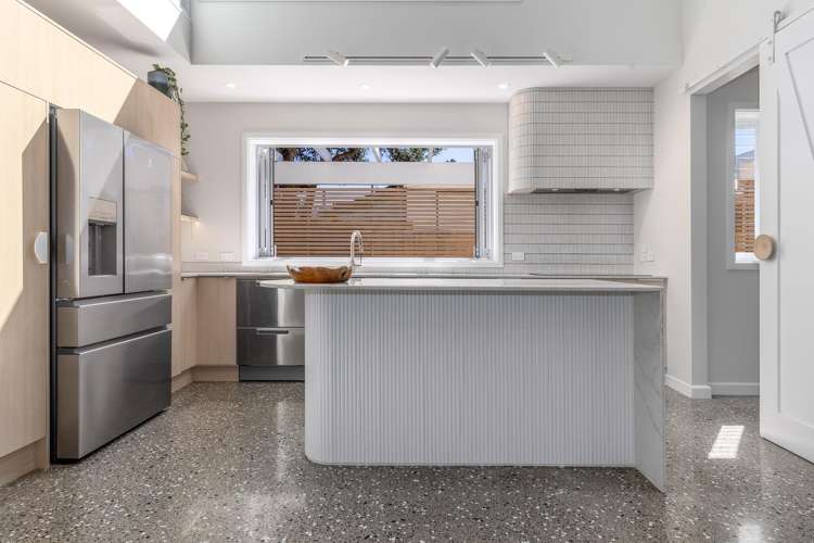 87 The Esplanade Raumati South_6