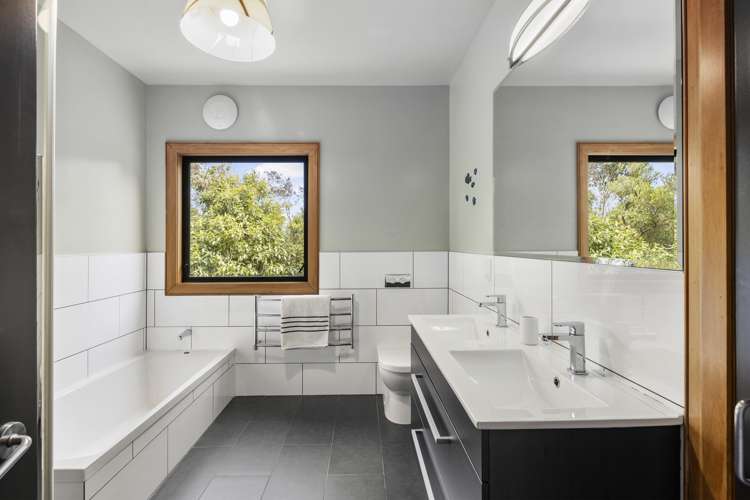 14 Madras Street Khandallah_18