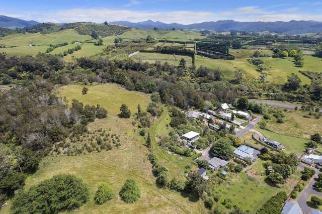 81 Victoria Street Waikino_4