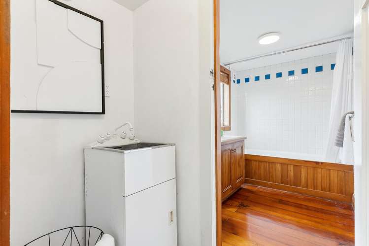 1/16 Pine Street New Lynn_9