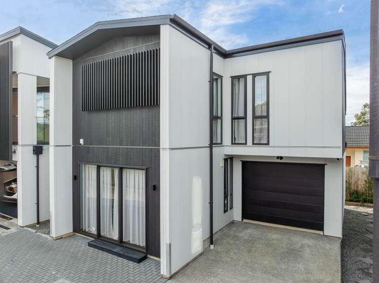 2/8 Sunnybrae Road_0