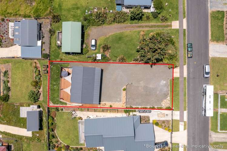 24 Taumatawiwi Street Opononi_22