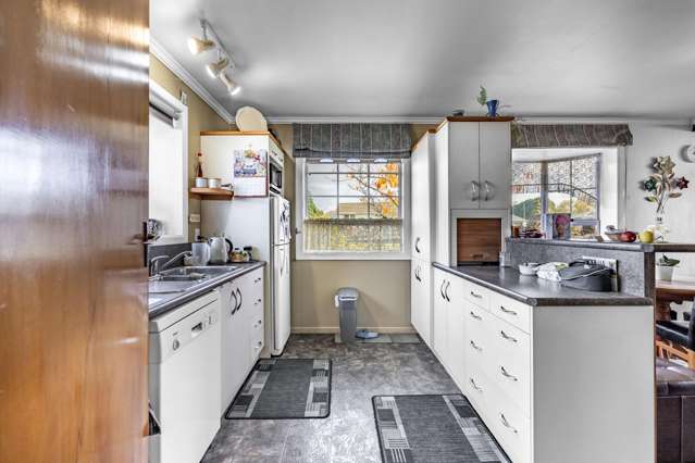 73 Conway Crescent Glengarry_1