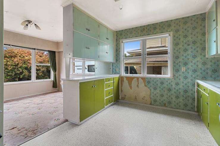 A two-bedroom 1960s home on Casper Street, in Fairfield, Hamilton, attracted around eight enquiries within two hours of going live. Photo / Supplied