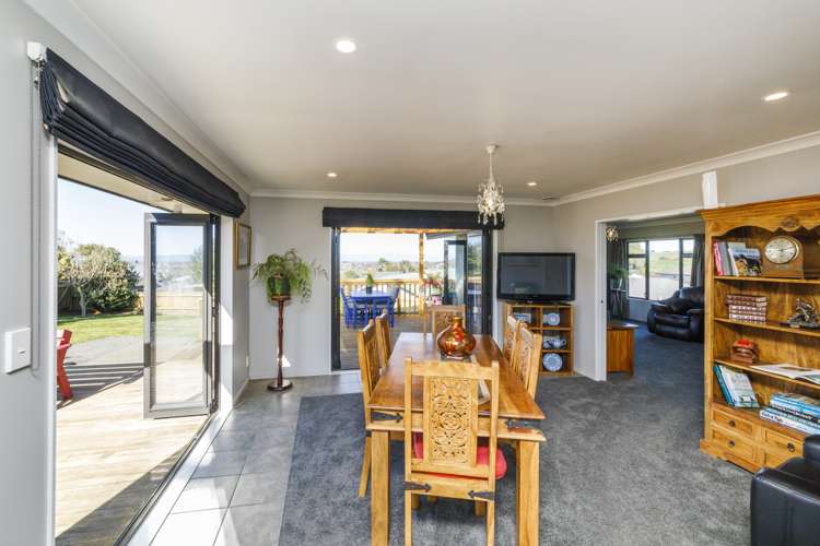 9 Logan Grove Feilding_16