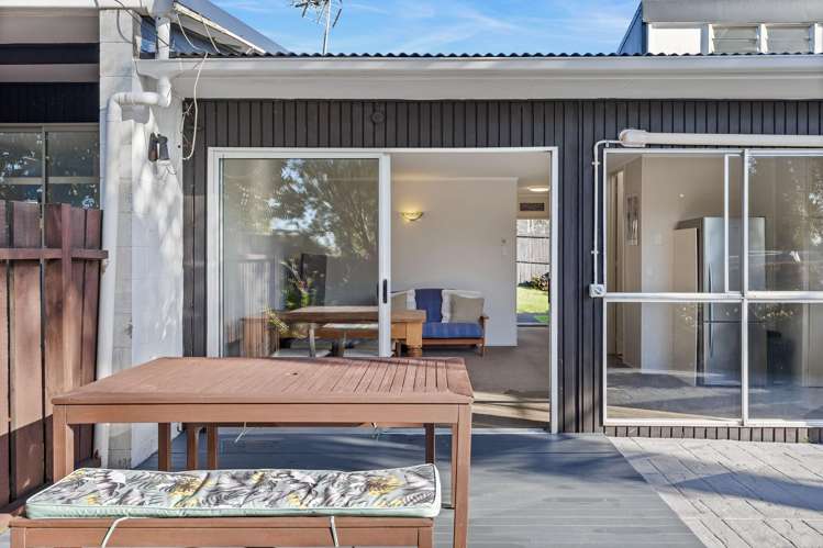 4/109A Te Atatu Road Te Atatu South_17