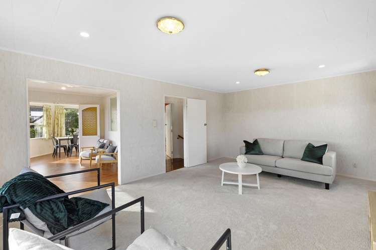 39 Tweed Road Papakowhai_6