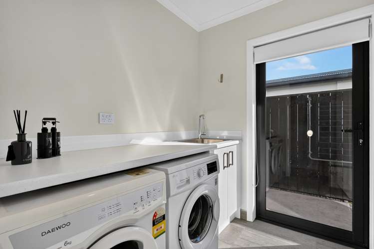 1 Garth Ross Lane Karaka_15