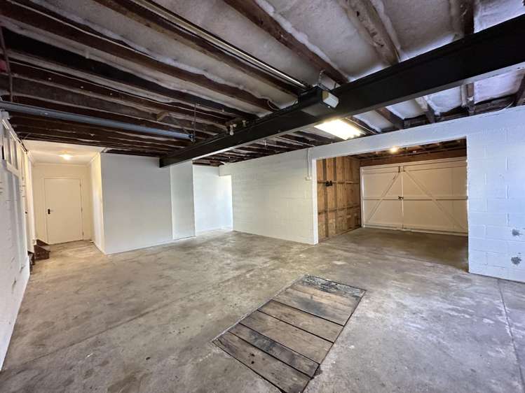 3 Bleakhouse Road 10688_10
