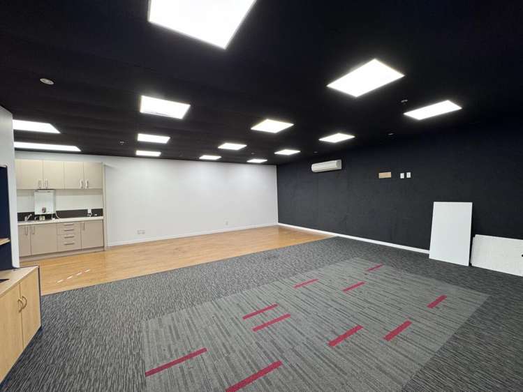 58 Hazeldean Road Addington_20