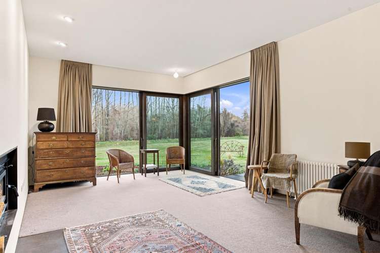 39 Main North Road Geraldine_13