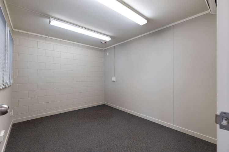 9 Edgeware Road Palmerston North_10