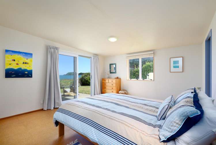 32 Peninsula Road Takaka_15
