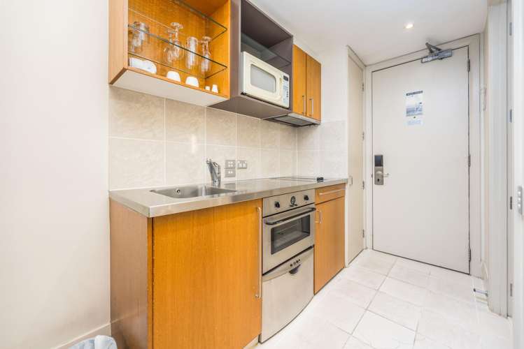 518/85 Customs Street West Auckland Central_6