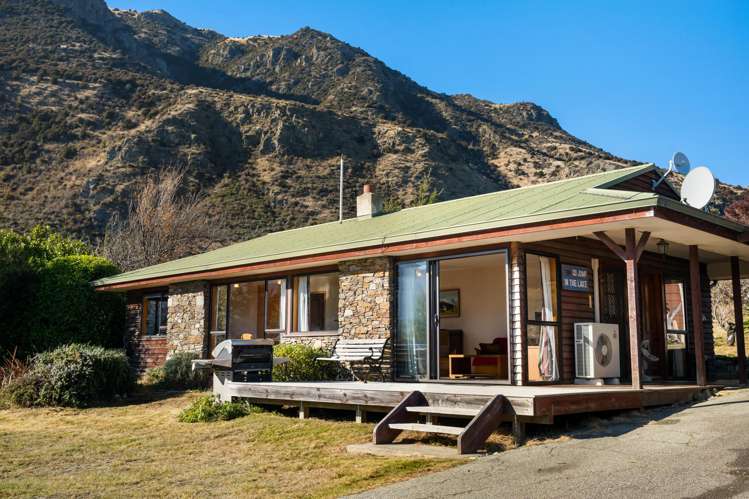 4 Hodgkinson Street, John Creek Lake Hawea_43