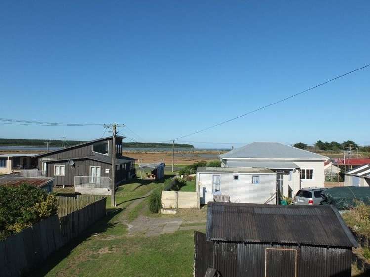 3 Perreau Avenue Foxton Beach_13