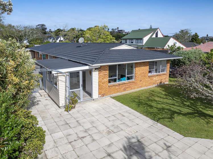 2/9 Motuora Road Manly_10