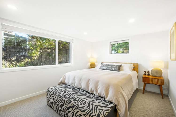 104 Beach Road Castor Bay_17