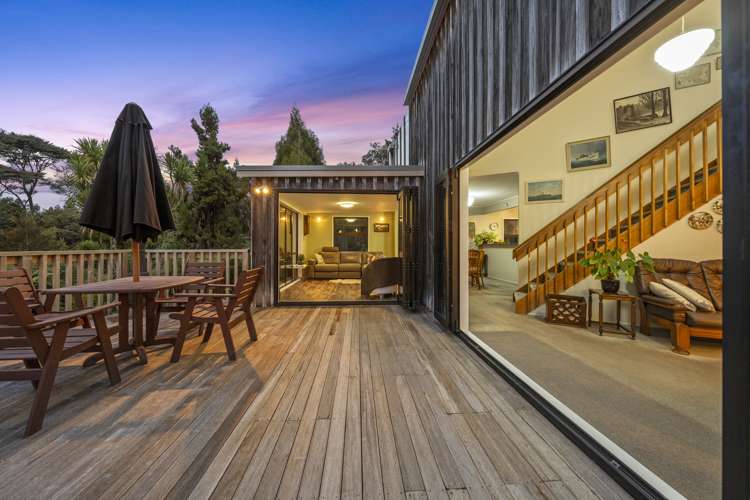 92 Carter Road Oratia_5