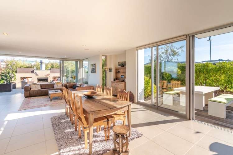 9 Monarch Drive Robinsons Bay_6