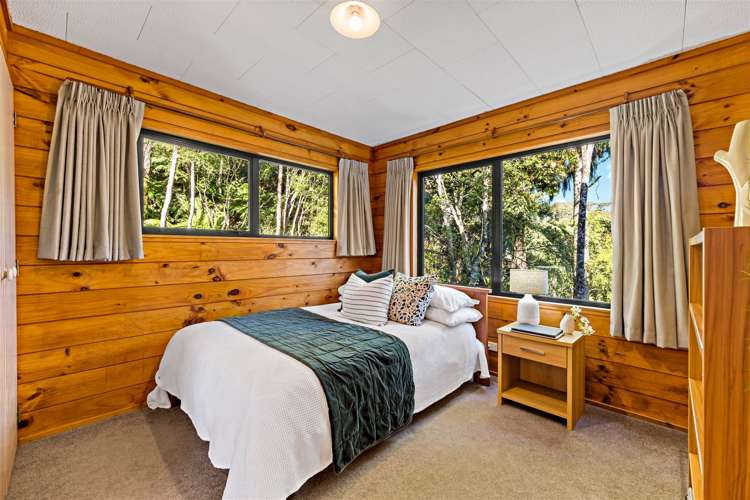 87 Bethells Road Waitakere_10