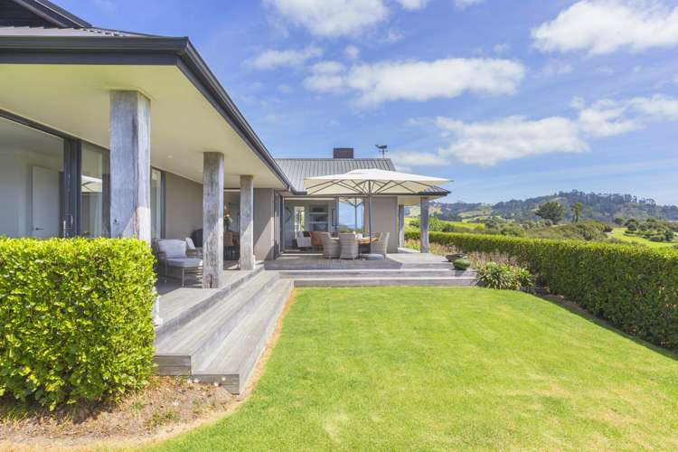 167 Cape Rodney Road Leigh_4