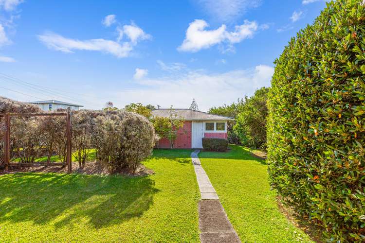 75 Titirangi Road New Lynn_5