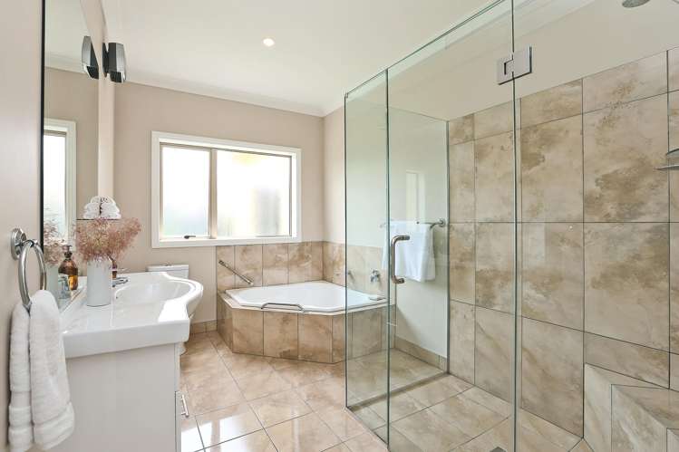 7 Hunter Drive Awatoto_11