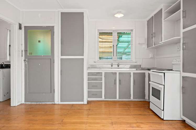 209 Clyde Street Hamilton East_4