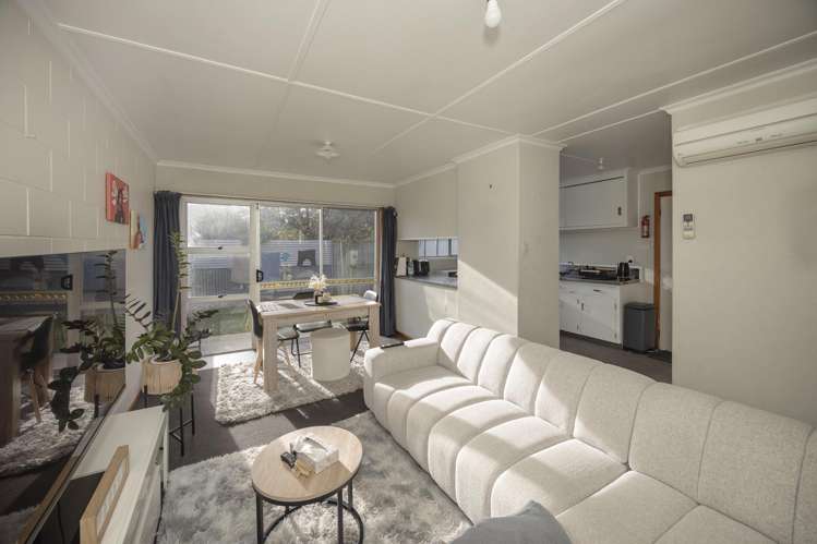 28B College Street_5
