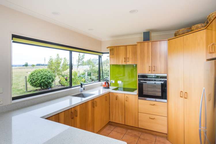 158 Finnis Road Pohangina_6