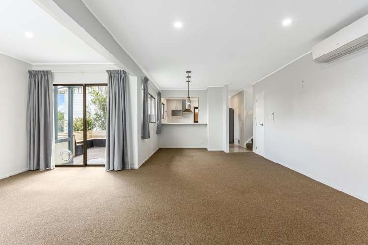 8 Dominica Crescent Grenada Village_2