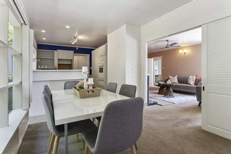 61 Woodfern Crescent Titirangi_9