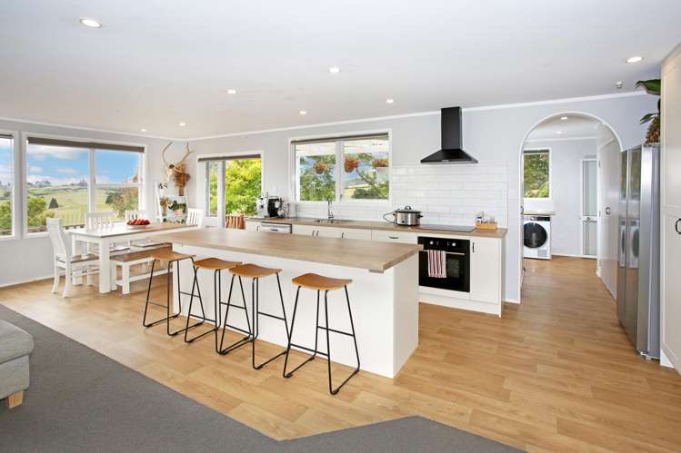 468 Pinnacle Hill Road Bombay_26