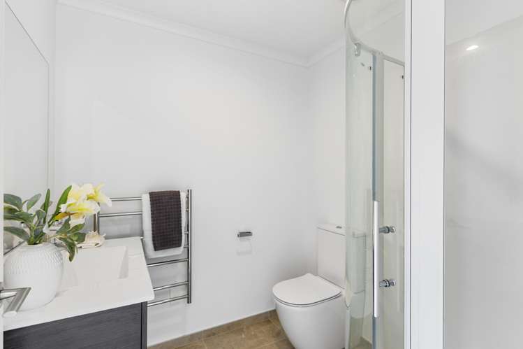 9 Hudson Bay Road Hobsonville_12