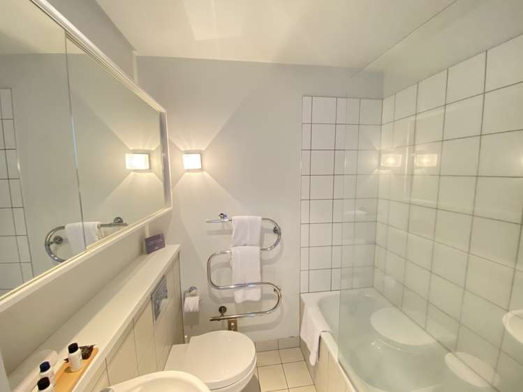 16B/16 Gore St Auckland Central_9