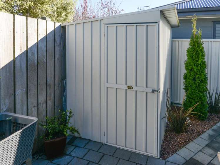 212 Frimley Oaks Frimley_16