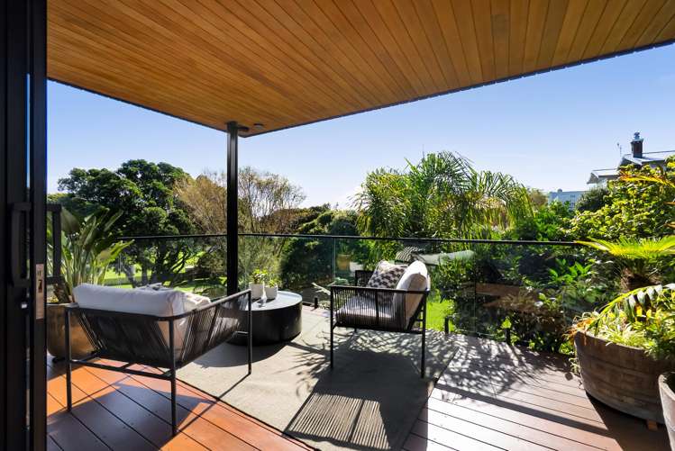 12A Baring Terrace Strandon_13