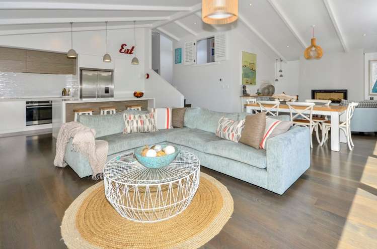 27 Kiwi Road Stanley Point_24