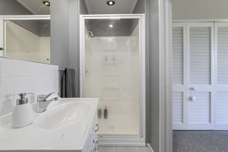 15 Roderick Street Otumoetai_17