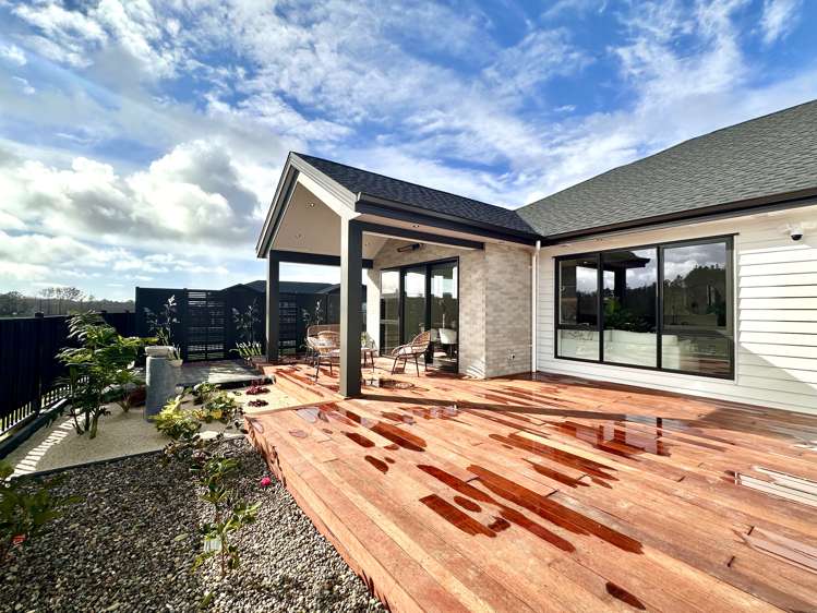 33 Tipu Crescent Milldale_17